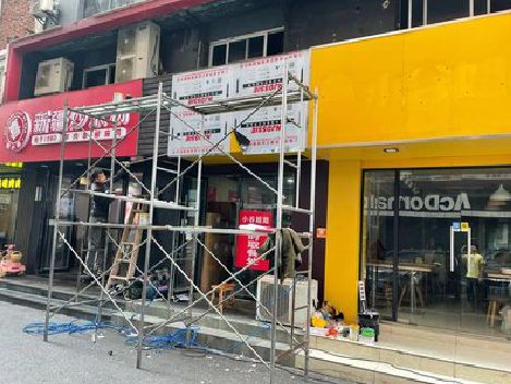 宁远制作广告招牌如何避免它发黄？